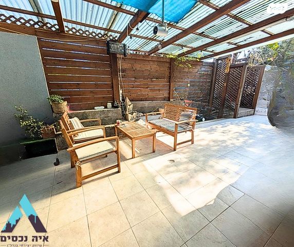 דו משפחתי, קציר