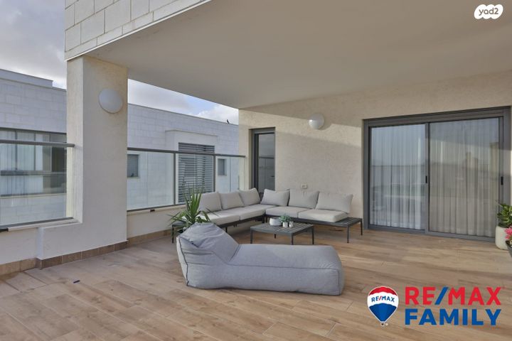 גג/ פנטהאוז, א.ד. גורדון 9, מוצקין הותיקה, קרית מוצקין