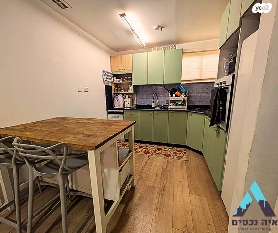 דו משפחתי, קציר