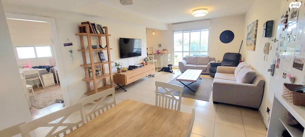 דירה, ירח אב 17, הכרמים, מודיעין מכבים רעות