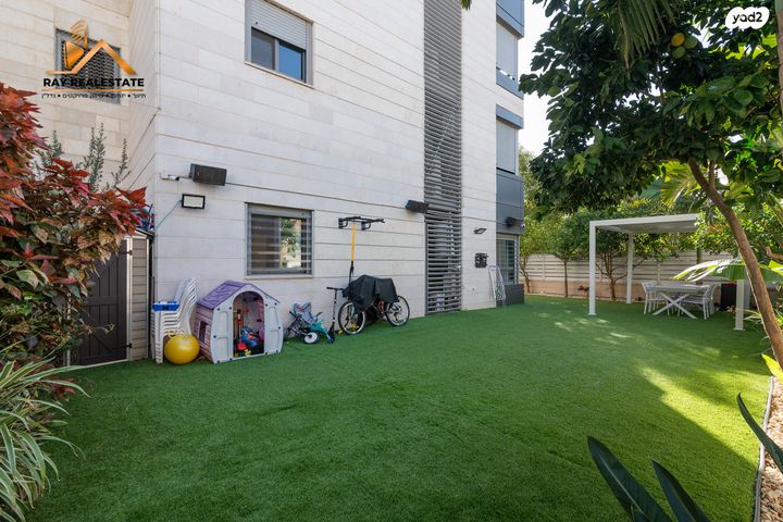 דירת גן, הנחשול, נאות רבין, יבנה