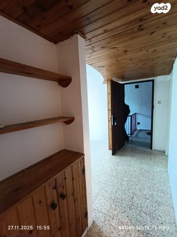 דירה, סיגליות, הסגליות, מעלות תרשיחא