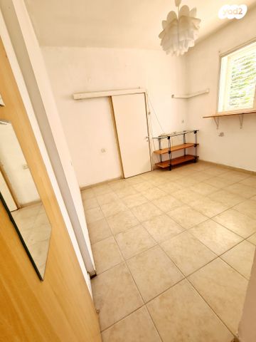 דירה, עוזיאל, נגבה, רמת גן