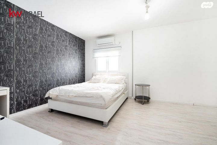 דירה, השלושה, עמידר, בת ים