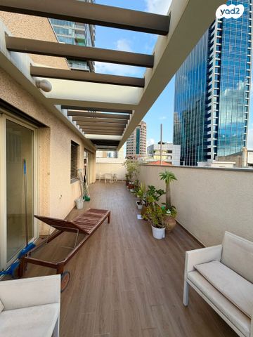 גג/ פנטהאוז, לילינבלום, לב תל אביב, לב העיר צפון, תל אביב יפו