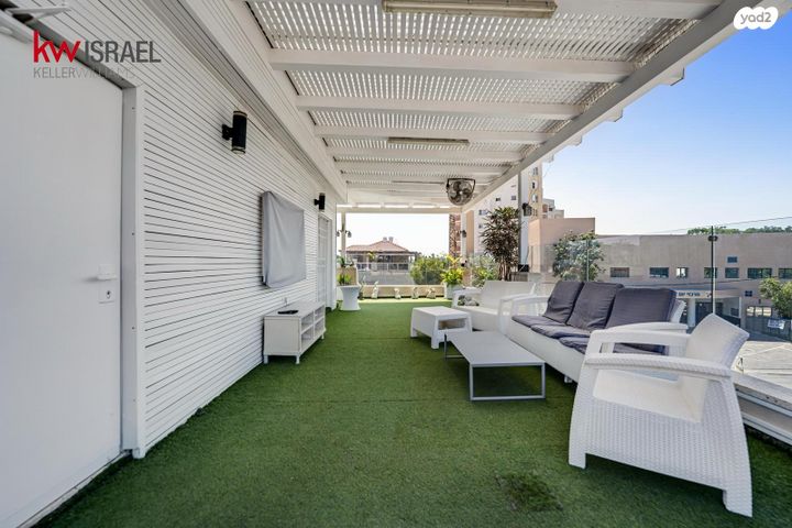 דירה, השלושה, עמידר, בת ים