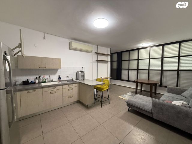 רמז, מערב ותיק