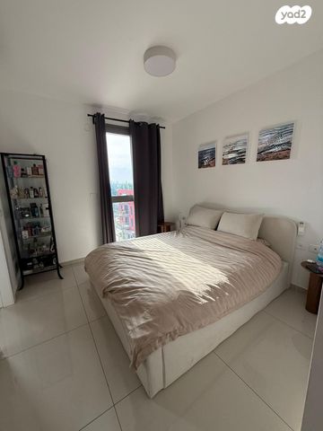 דירה, הרצליה ב', הרצליה