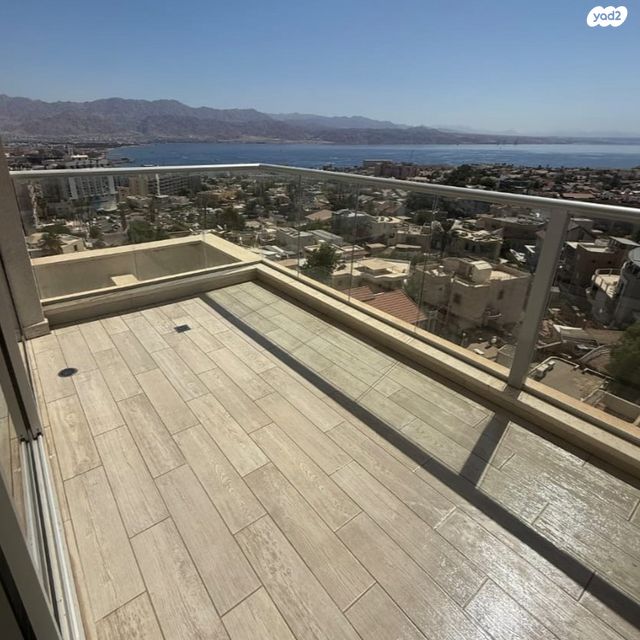 גג/ פנטהאוז