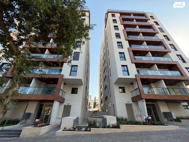 דירה, הרא"ה 153, עליות, רמת גן