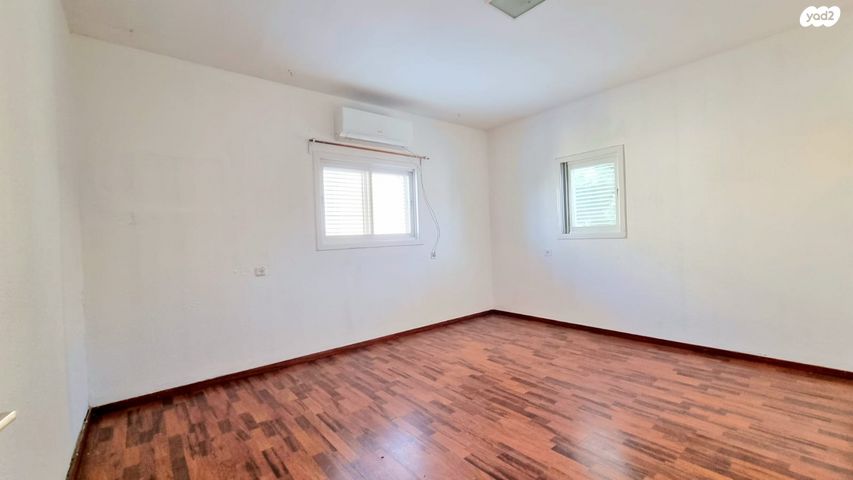 דירה, הרצליה