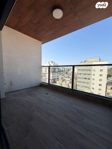 דירה, הרא"ה 153, עליות, רמת גן