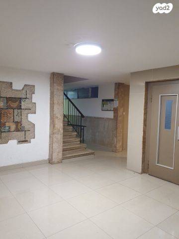 דירה, ז'בוטינסקי, הצפון החדש - כיכר המדינה, תל אביב יפו