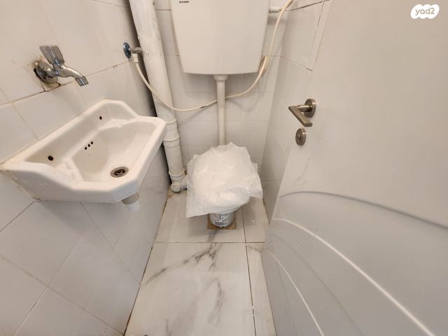 דירה, דקר, שז"ר / דקר, טירת כרמל