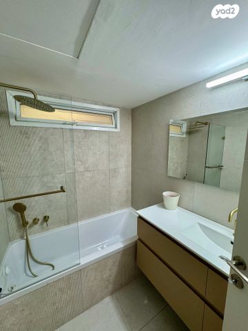 דירה, יהושע בן נון, הרצליה פיתוח, הרצליה