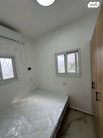 דירה, שדרות אליהו גולומב 15, הדר עליון, חיפה