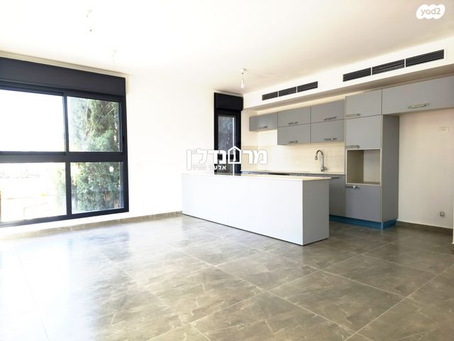 דירה, רמב"ם, הדר, רמת השרון