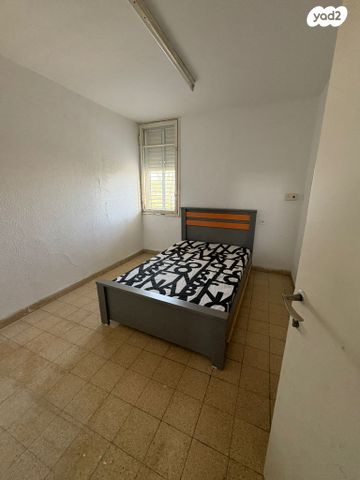 דירה, סר אייזיק 8, עכו