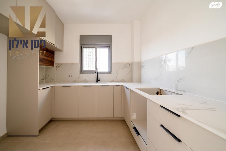 מונטיפיורי 