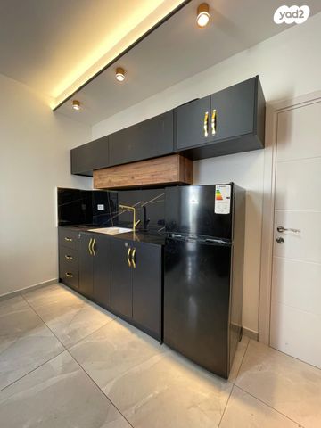 שדרות כצנלסון 8