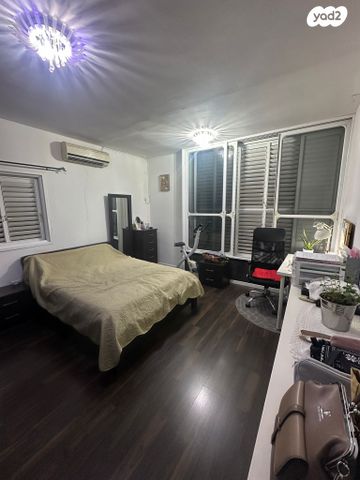 דירה, ארלוזורוב 39, רוטשילד עצמאות, בת ים