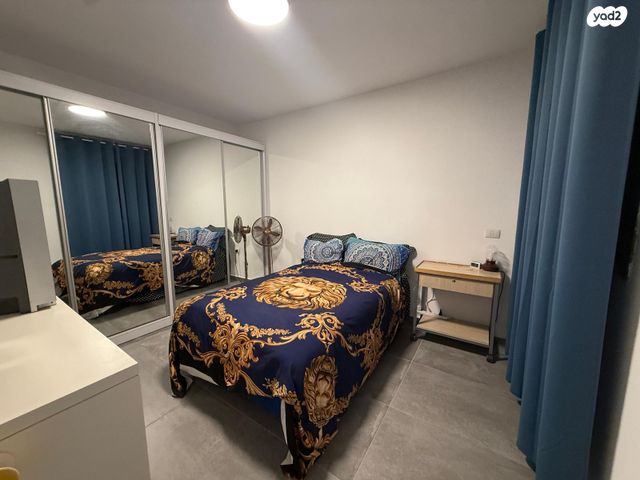 גג/ פנטהאוז, אור עקיבא