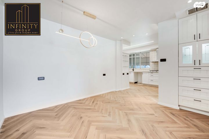 דופלקס, דוד אלעזר, בית וקאנטרי, גיורא יוספטל, גבעת שמואל