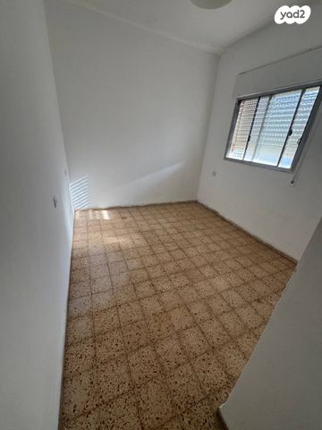 דירה, שבטי ישראל, מרכז העיר, סביניה, הוותיקה, קרית ביאליק