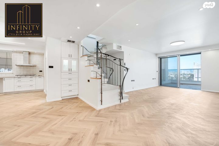 דופלקס, דוד אלעזר, בית וקאנטרי, גיורא יוספטל, גבעת שמואל