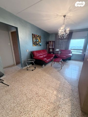 שדרות ירושלים 99