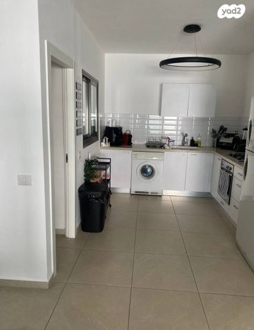 דירה, אלמוג, אכזיב, נהריה