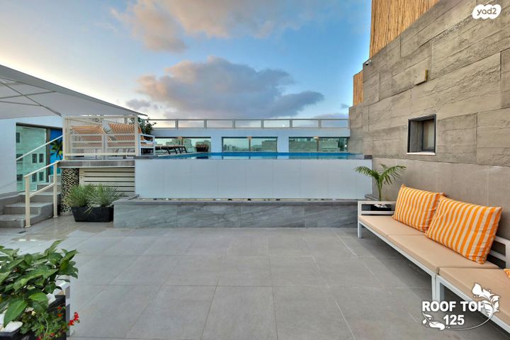 גג/ פנטהאוז, הרצל 125, עין שרה, נהריה