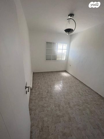 דירה, זבולון, מרכז העיר, קרית אתא