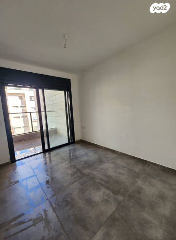 דירה, קרית ויצמן, רעננה