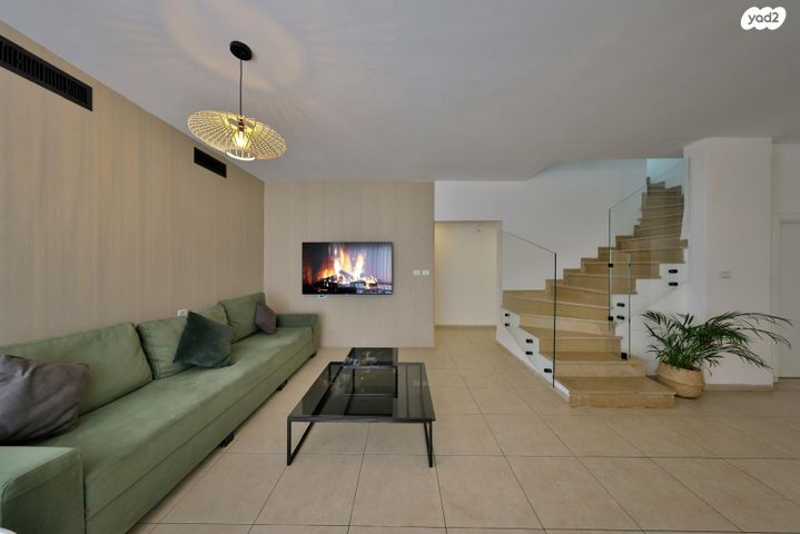 גג/ פנטהאוז, הרצל 125, עין שרה, נהריה