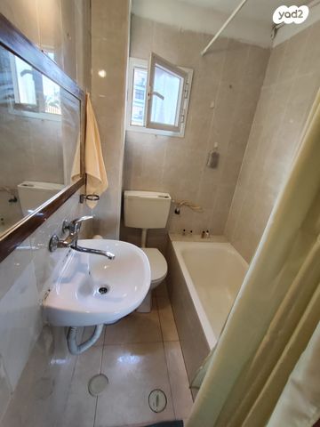 דירה, הראשונים 25, רובע א', אשדוד