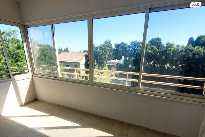 שדרות יצחק 1