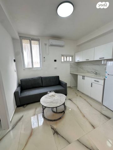 שדרות אליהו גולומב 15