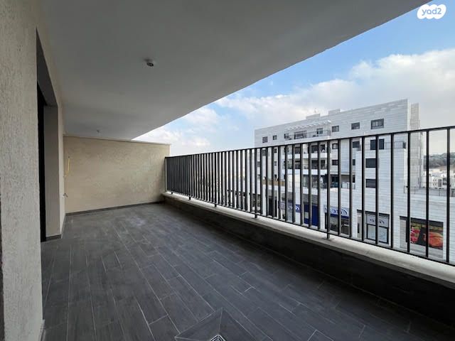 דירה, יצחק ארנסט נבנצל, מורדות ארנונה, ירושלים