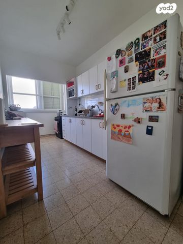 ברודצקי אשר 