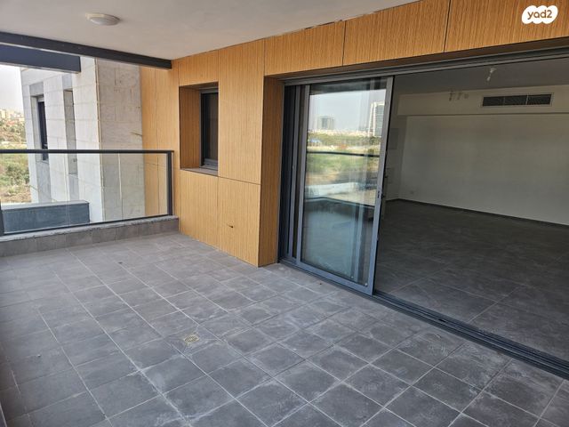 דירה, פארק העסקים האלף, ראשון לציון