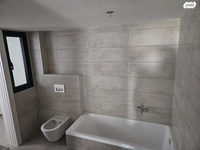 דירה, פארק העסקים האלף, ראשון לציון