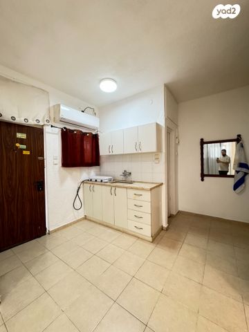 דירה, הרצל, חדרה