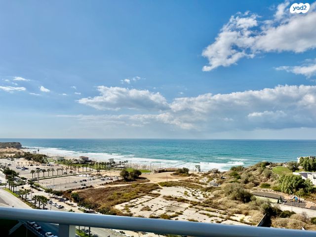 שדרות רחבעם זאבי 