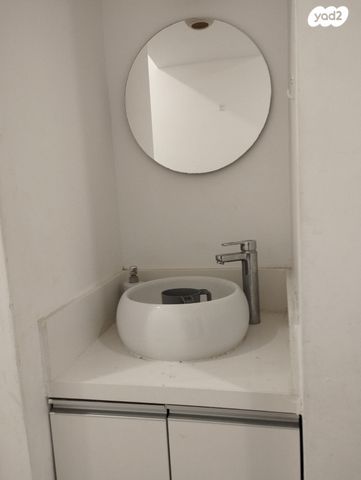 דירת גן, יוסי בן יועזר, קטמונים, ירושלים