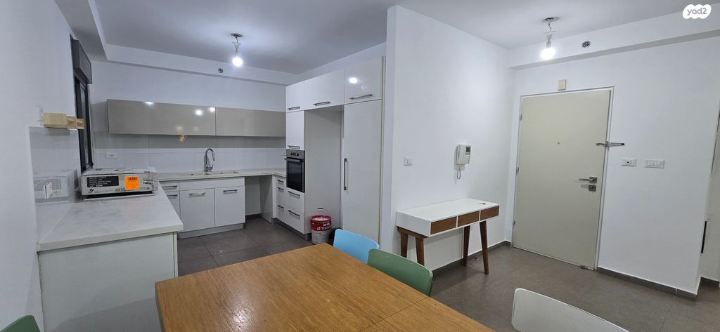 דירה, הסיבים 48, שאר העיר, גבעת שמואל