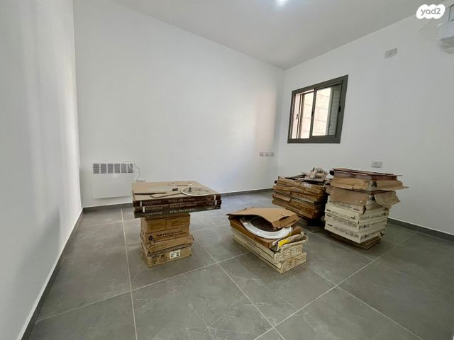 דירה, נחל מירון, צפת