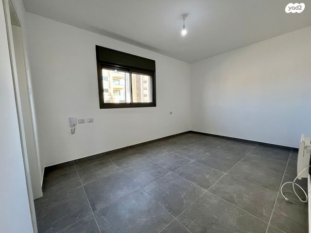 דירה, נחל מירון, צפת