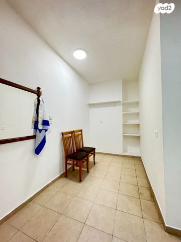 דירה, הרצל, חדרה