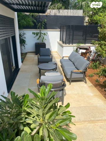 בית פרטי/ קוטג', סמטת הצבעוני 10, רשפון, רשפון